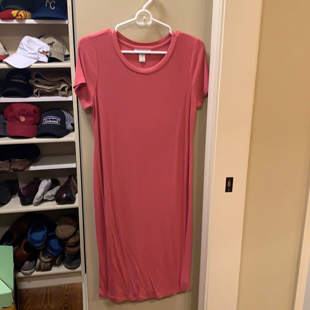 Ribbed Maternity T-Shirt Dress